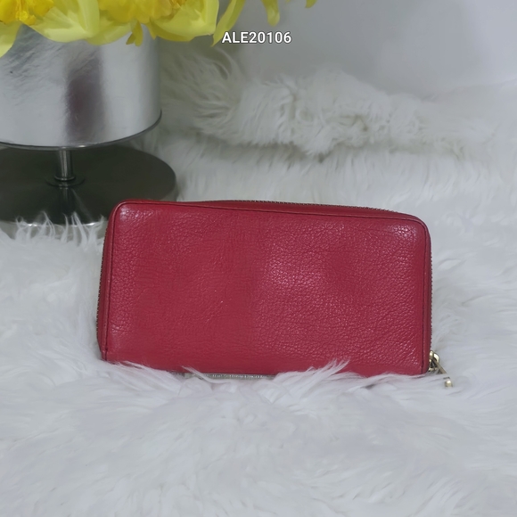 Marc By Marc Jacobs Red Leather Women's Wallet - Picture 4 of 15